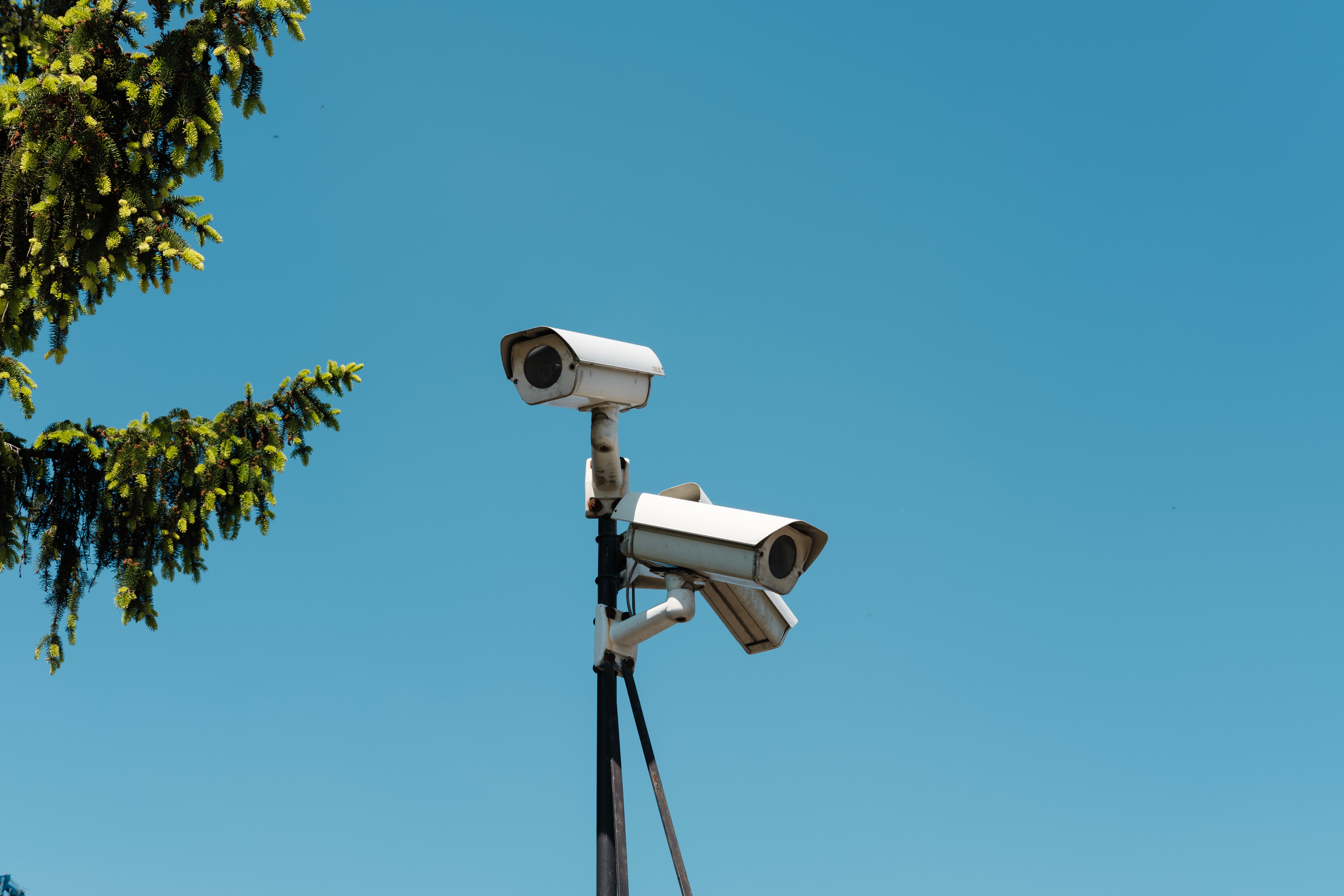 The Complete Guide to Solar Video Surveillance Solutions
